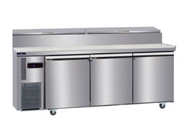 Bàn mát Pizza 3 cánh Hisakage CP-200 1