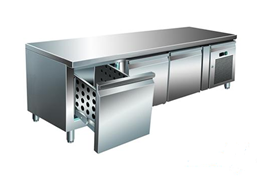 Bàn mát 3 ngăn Firscool GU-GN3100TN-3D 1