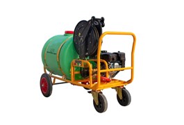 Máy vệ sinh áp lực cao dạng xe kéo có bình chứa nước 160L Kolner 3KN-2200 1