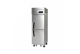 Tủ mát đứng 2 cánh inoc dung tích 600 lít Fujee 1