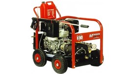 Máy phun áp lực động cơ Monsoon P71 2