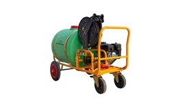 Máy vệ sinh áp lực cao dạng xe kéo có bình chứa nước 160L Kolner 3KN-2200 2