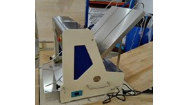 Máy Cắt Lát Bánh Mì Gối HKTS-30D 2