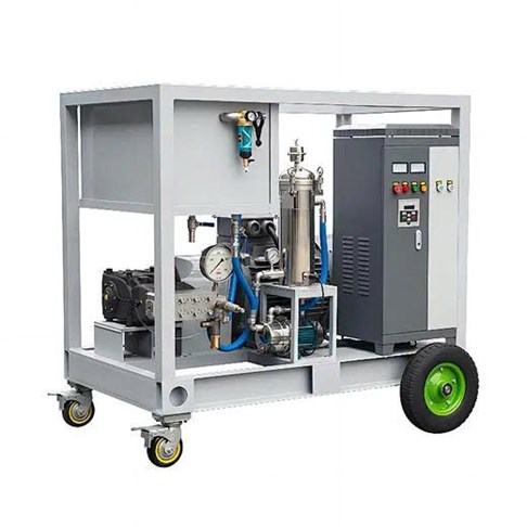 Máy phun nước áp lực cực cao 1500 bar BFT17150