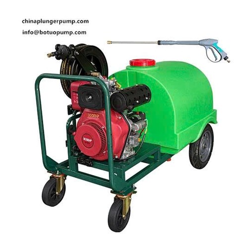 Máy phun rửa áp lực chạy bằng dầu diesel BT-1825QD